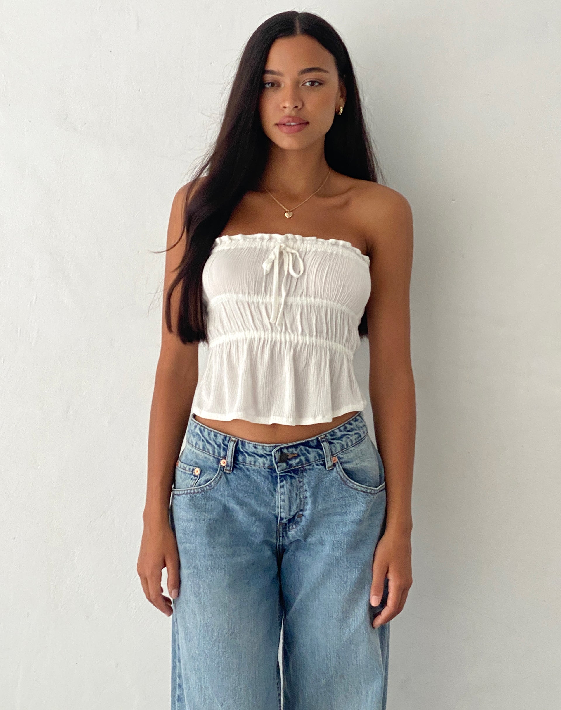 image de Cove Bandeau Top in Crinkle Off White