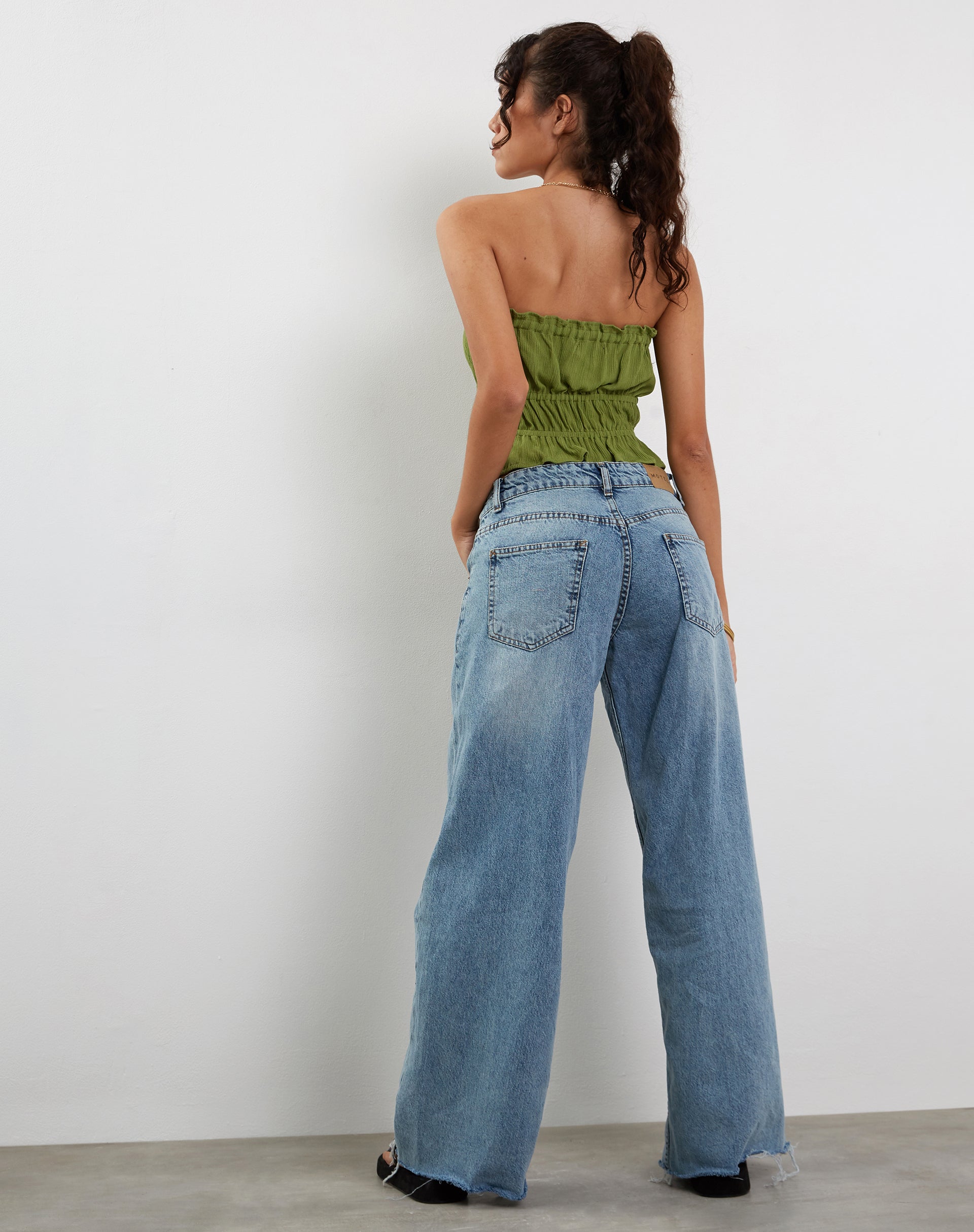Image de Cove Bandeau Top in Crinkle Green Sweet Pea