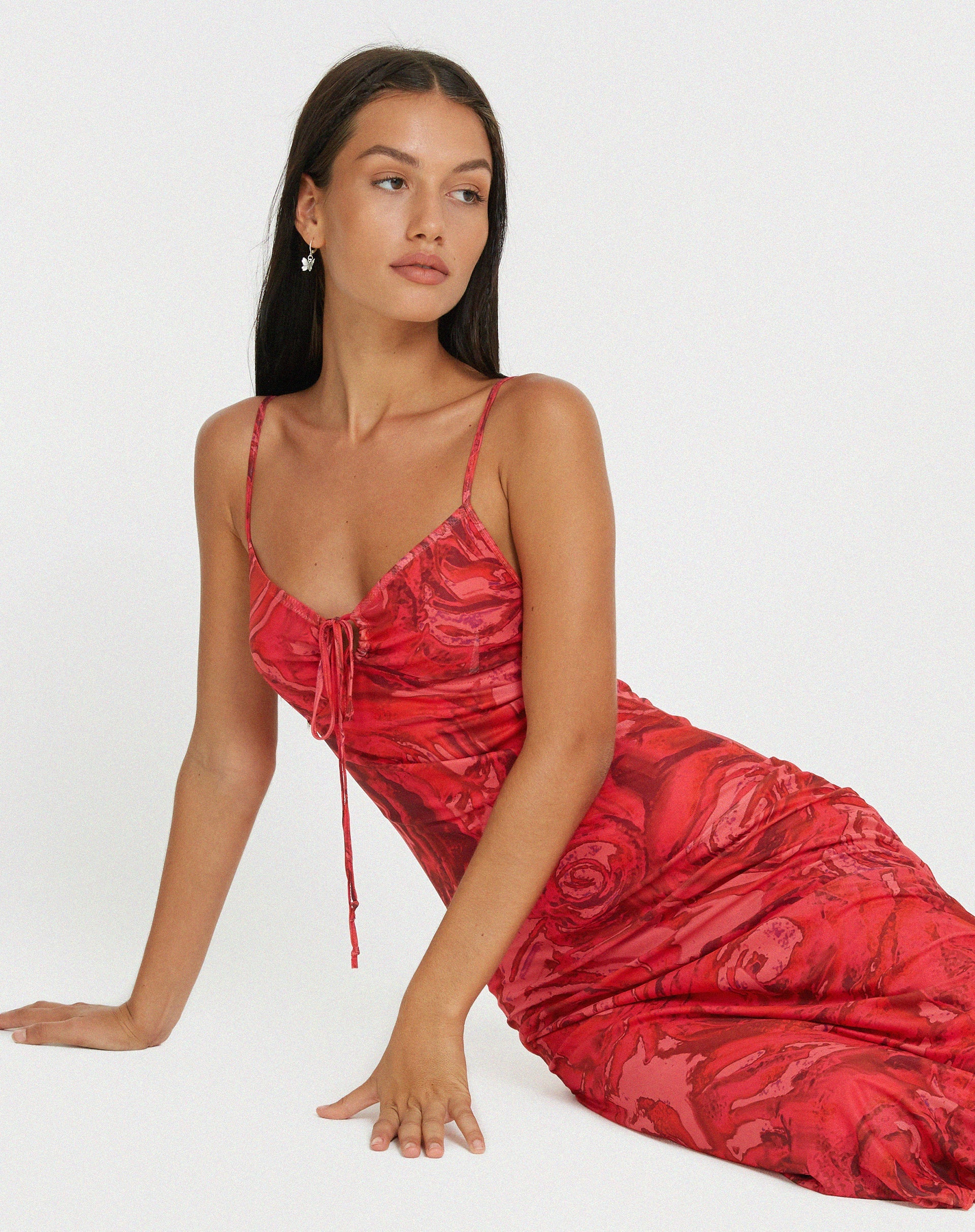 Image de Coya Maxi Dress in Rose Petal Red