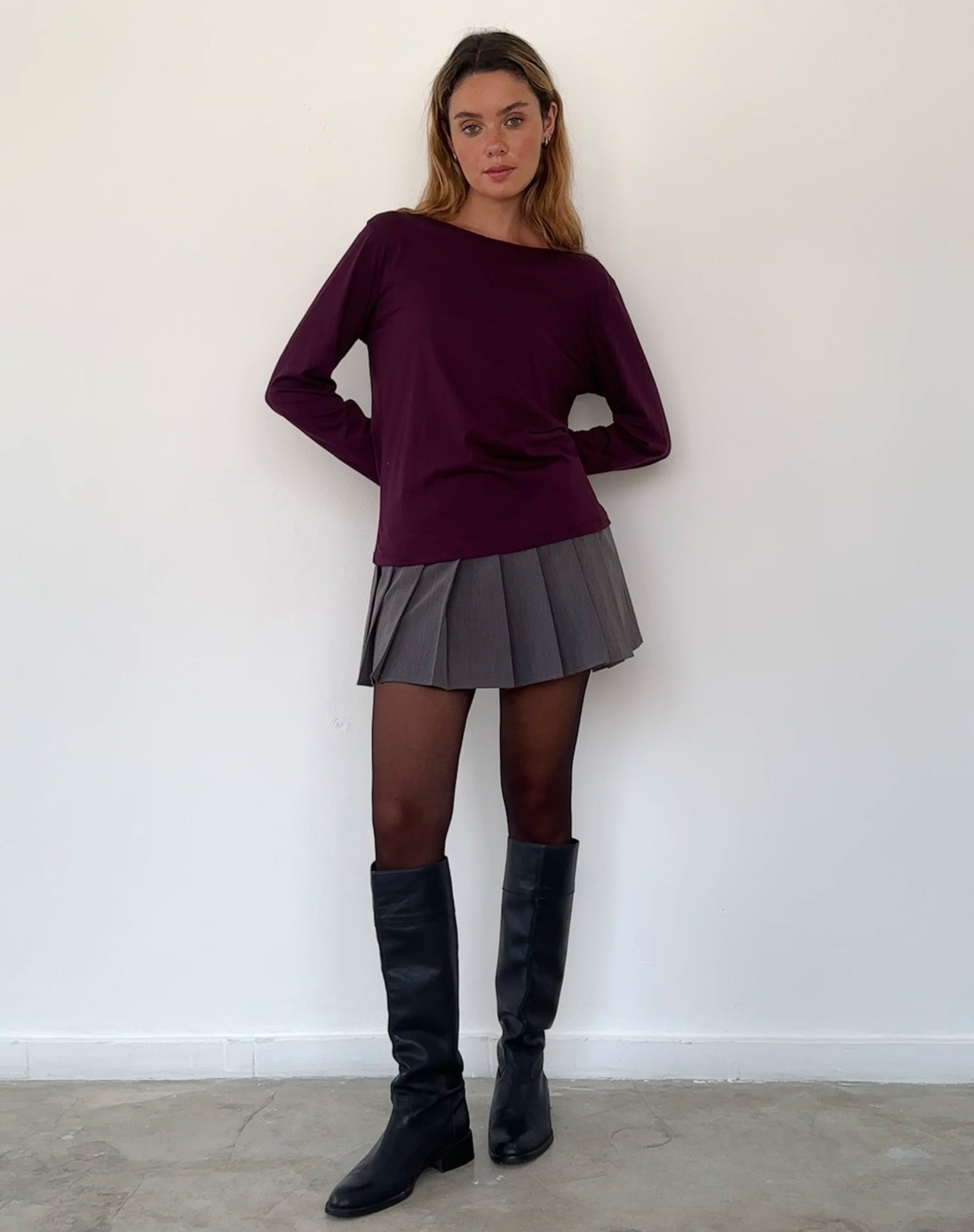 Image de Damon Baggy Long Sleeve Top in Oxblood Tissue Jersey