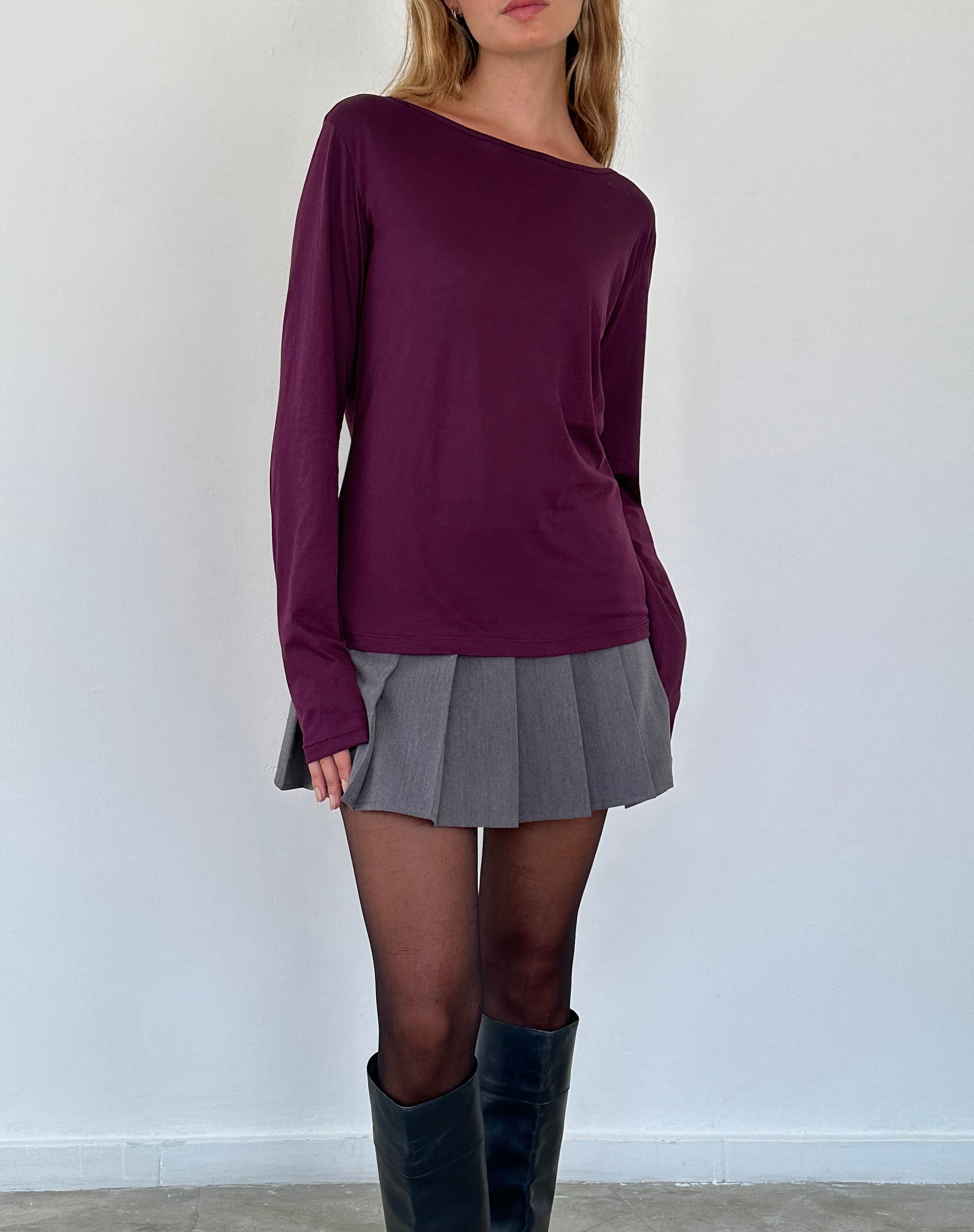 Image de Damon Baggy Long Sleeve Top in Oxblood Tissue Jersey