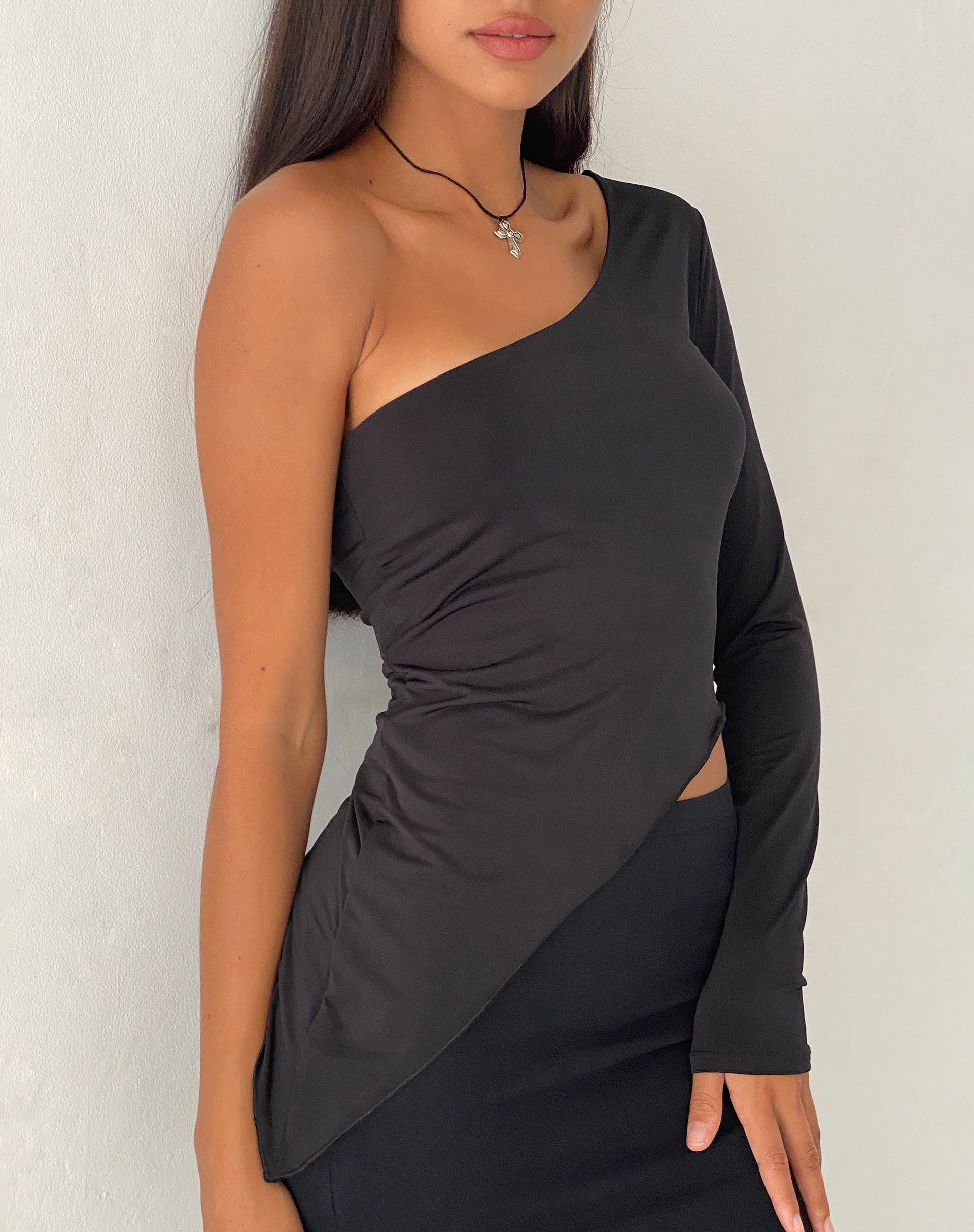 Image de Dania One Shoulder Top in Slinky Black