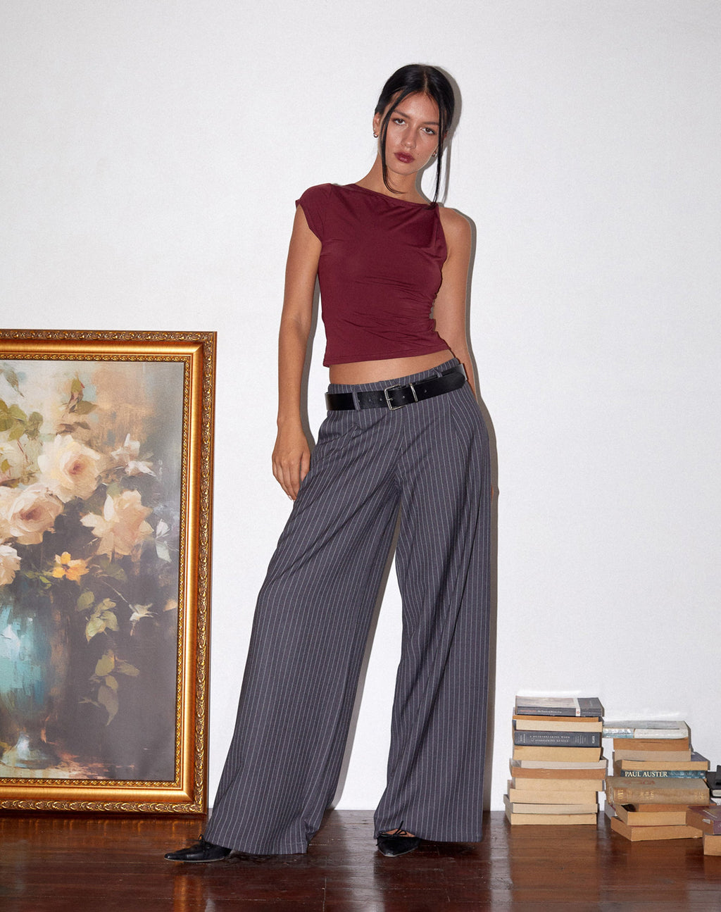 Sagawa Tailored Trouser in Dark Grey Pinstripe (pantalon de tailleur à rayures gris foncé)
