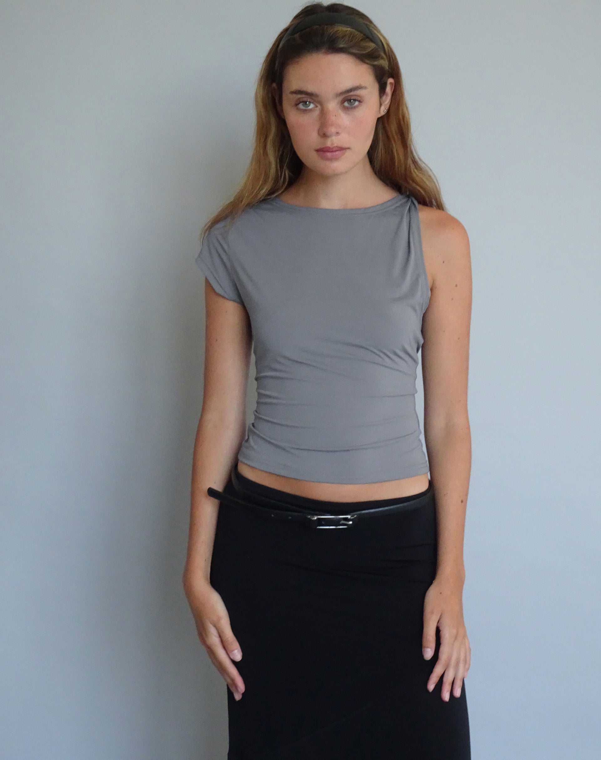 Image de Dannas Top asymétrique en gris