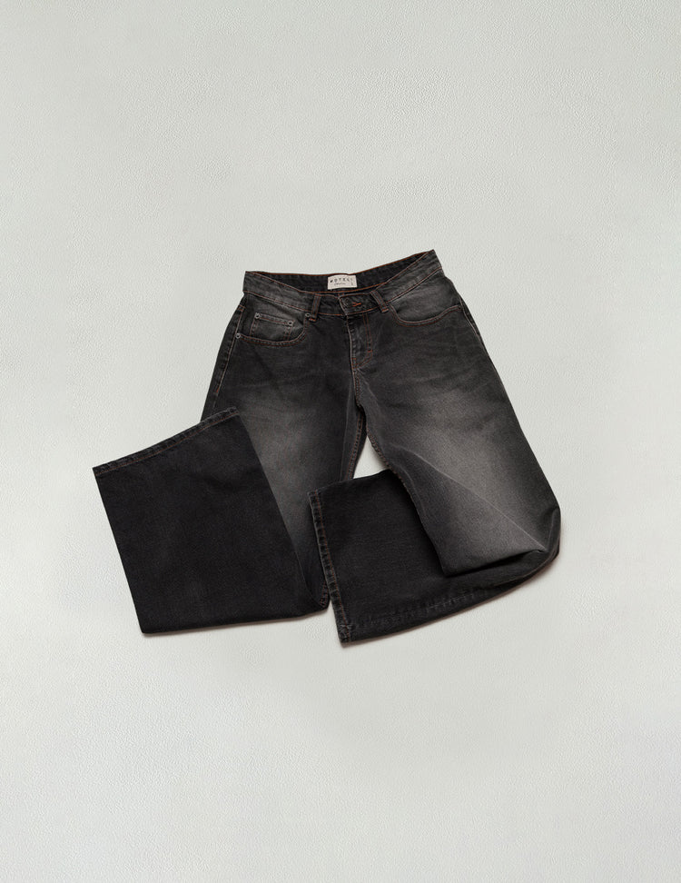 Denim foncé délavé
