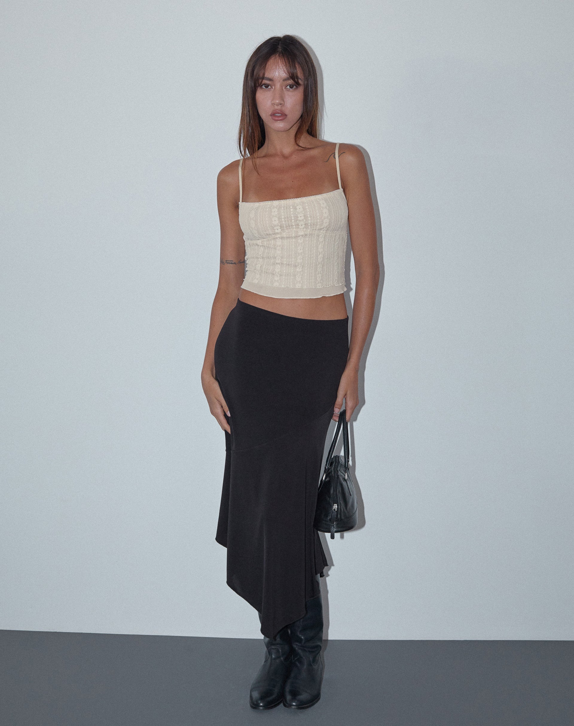 Image de Deska Cami Top in Lace Ivory
