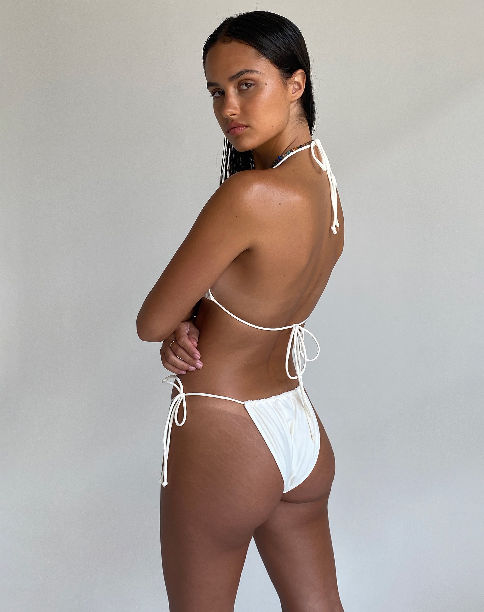Image de la culotte de bikini Leyna en crème