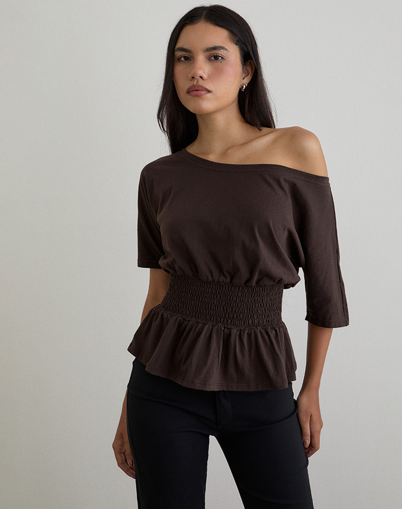 Domani Off the Shoulder Top in Chocolate (Top à épaules dénudées en chocolat)