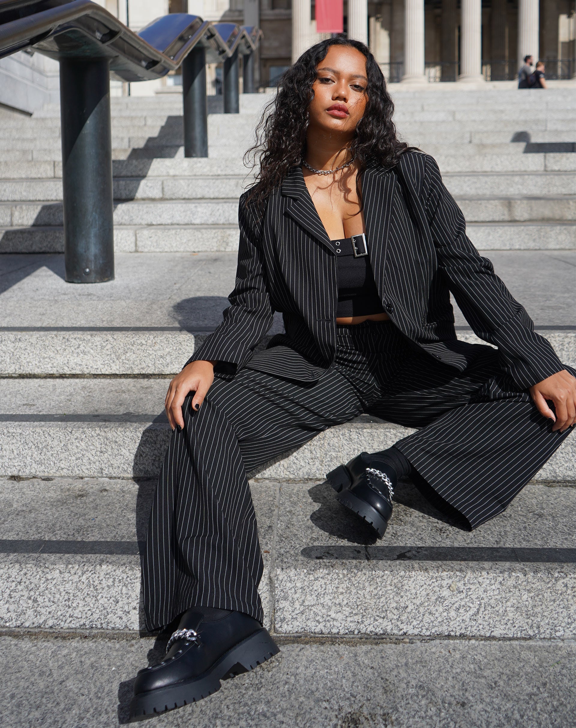 Image de Saskira Wide Leg Trouser in Pinstripe Black
