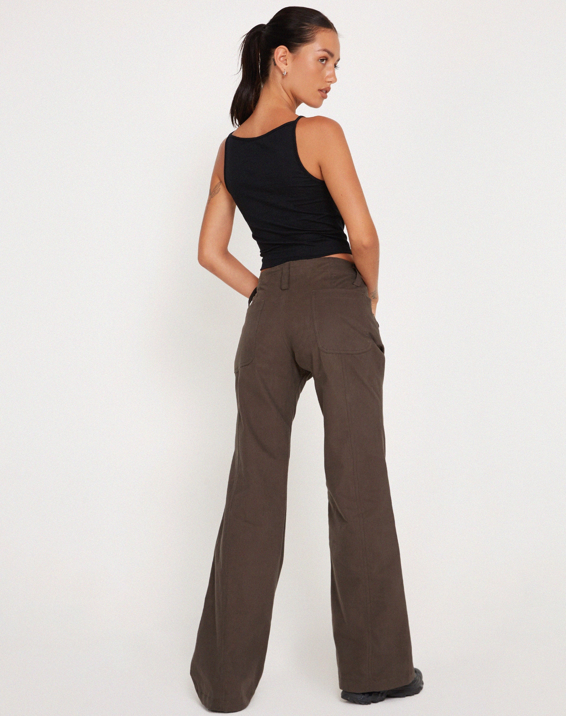 Image de Kauna Low Rise Trouser in Dark Grey