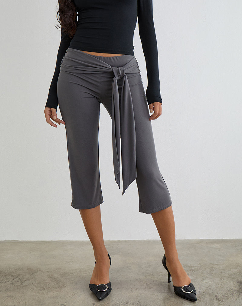 Image du pantalon capri Effy à liens latéraux en cupro, couleur gris foncé