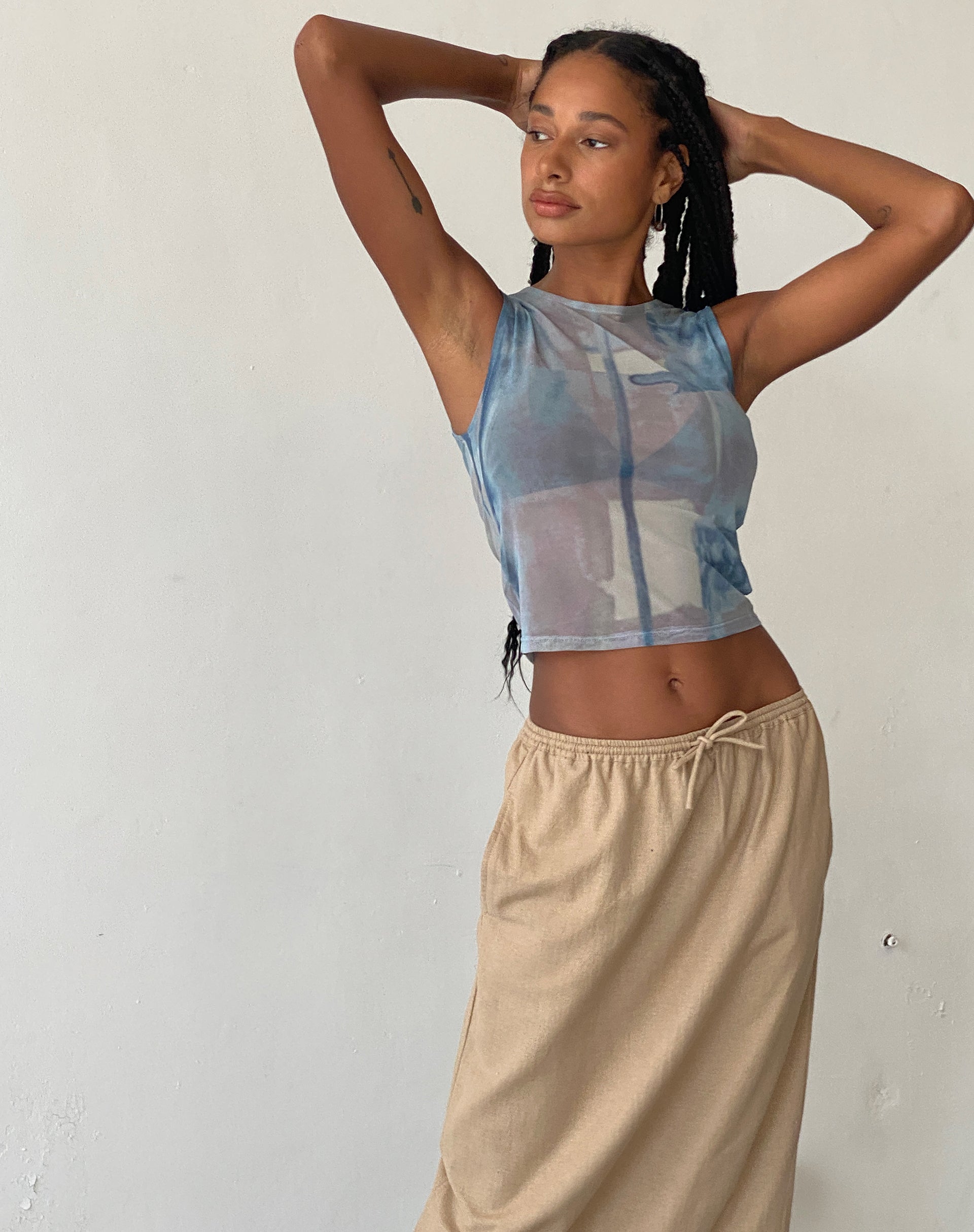 Image de marque de MOTEL X JACQUIE Top Elisha en maille Pinceau abstrait Bleu