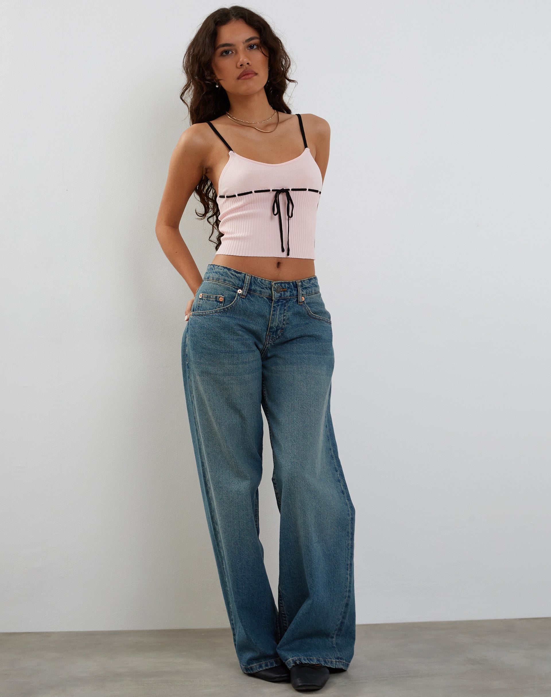 Image de Emonie Cami Top in Blush pink