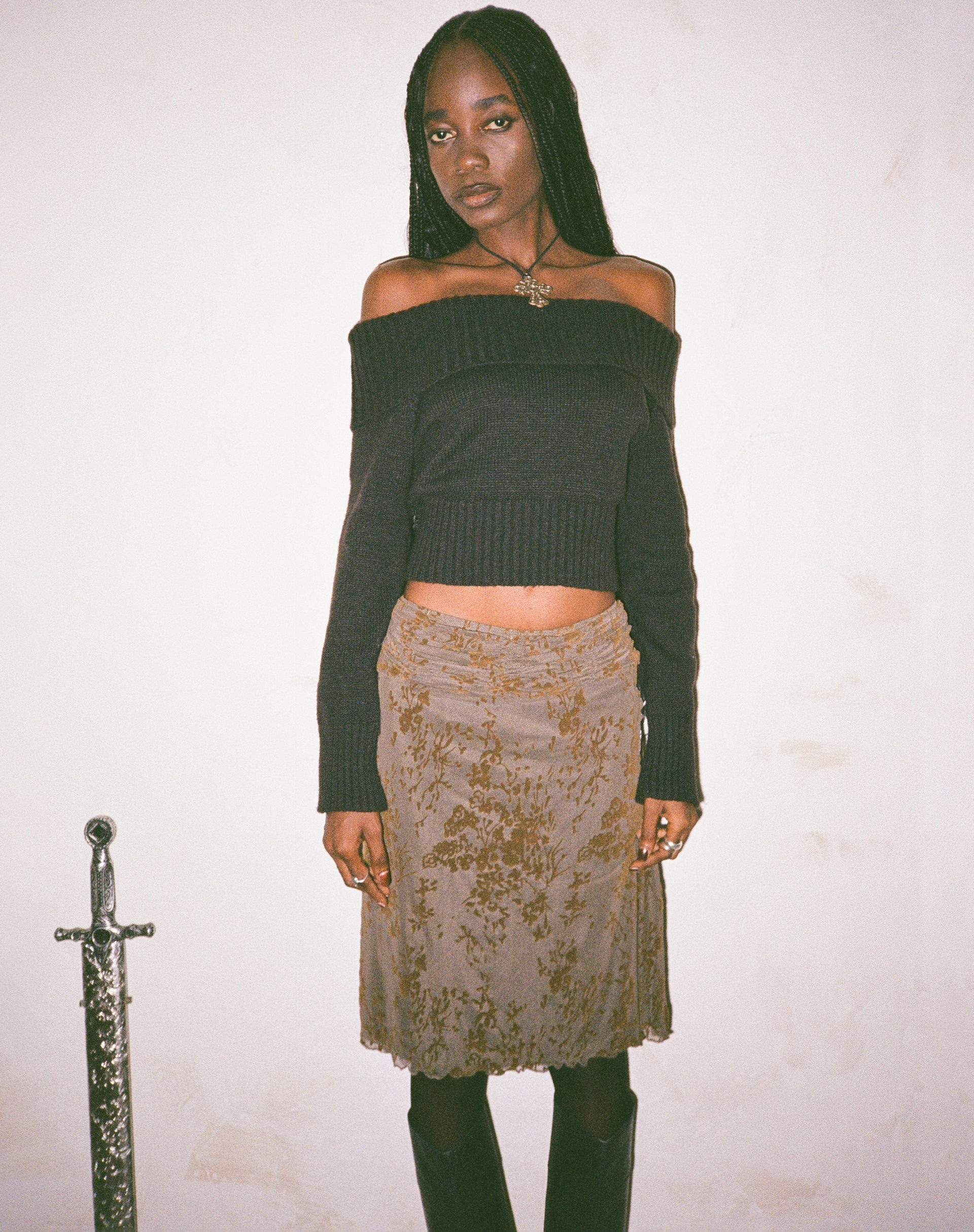 Image de Erato Midi Skirt in Abstract Botanic Dark Olive