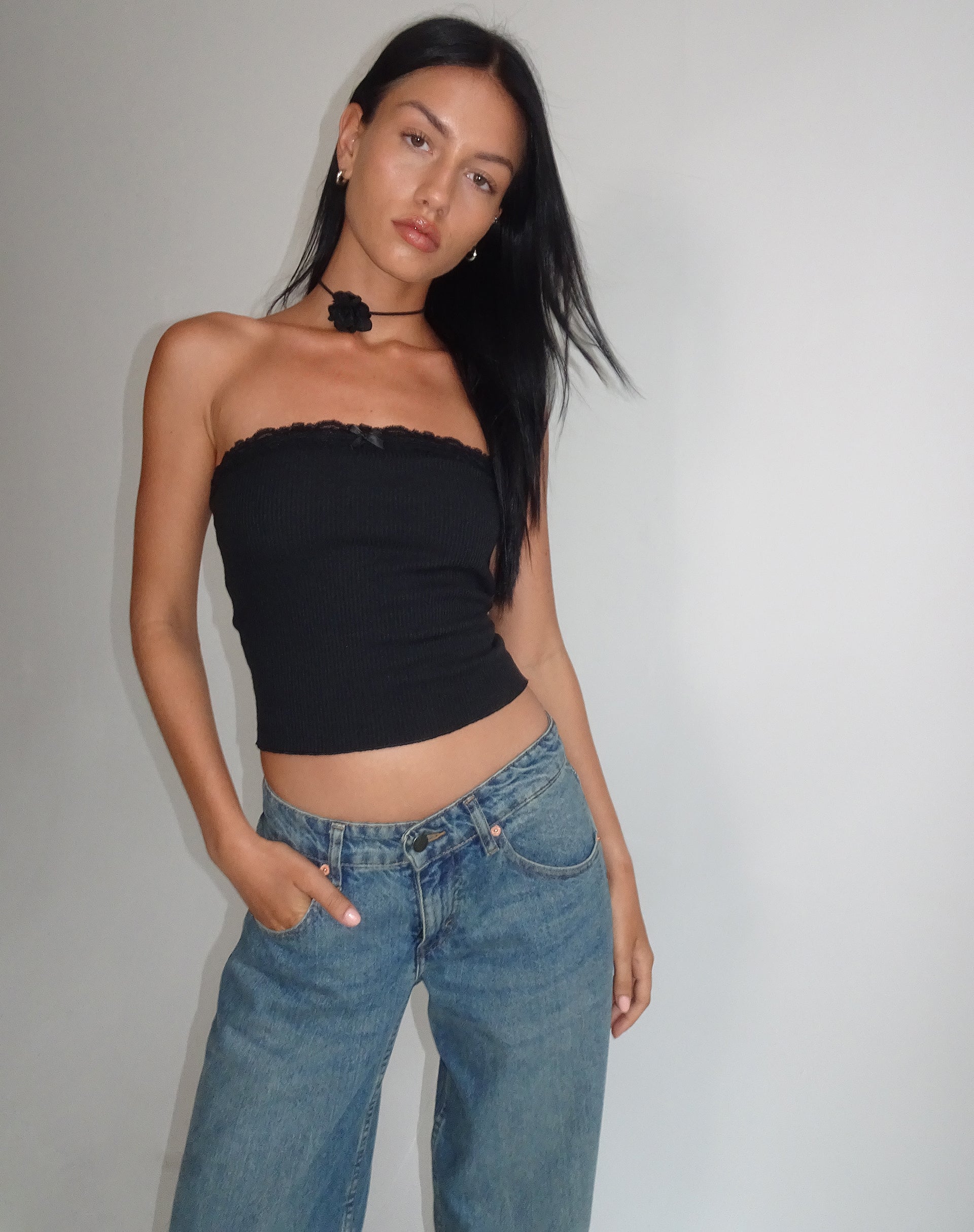 Image de Ernie Bandeau Rib Top in Black