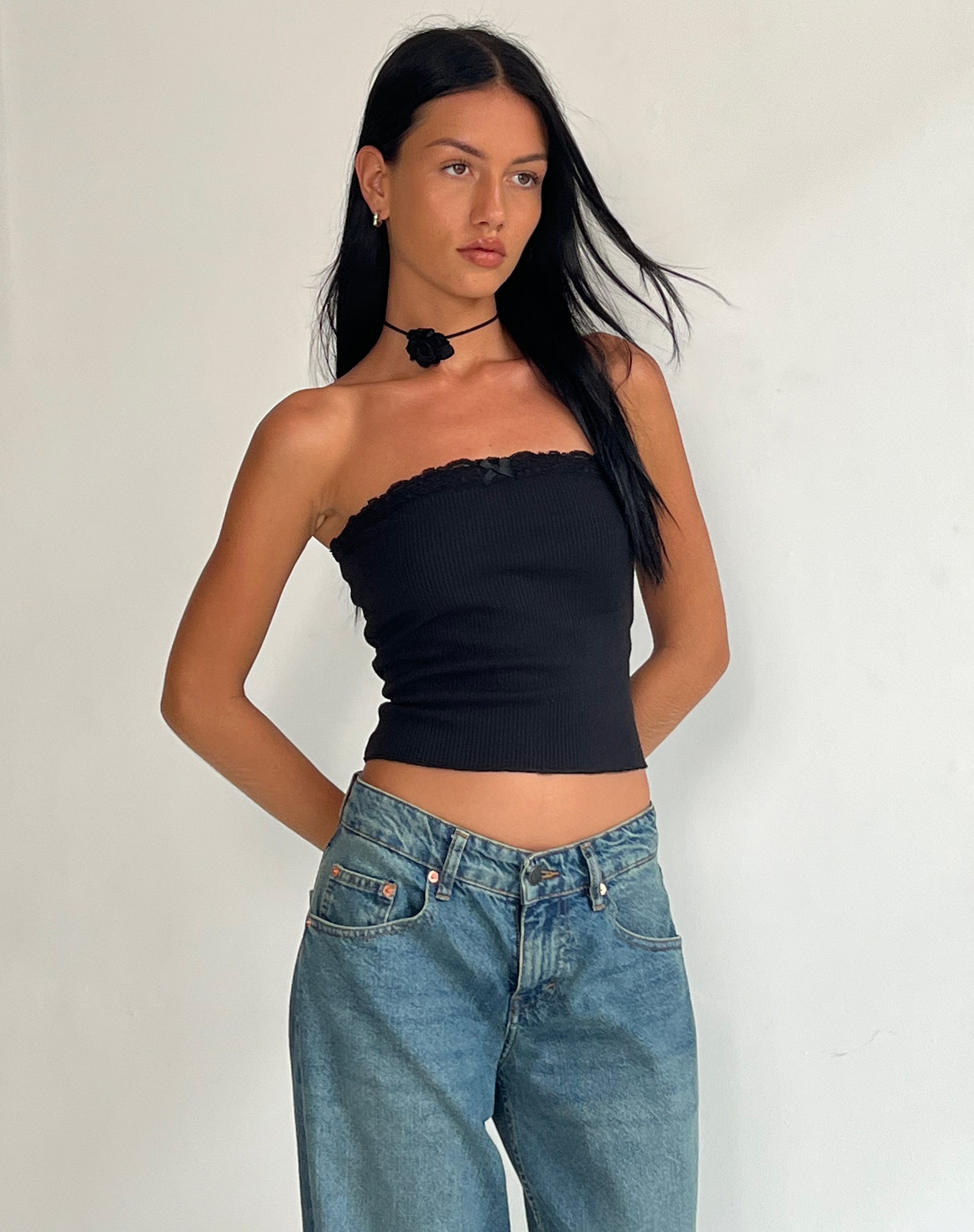 Image de Ernie Bandeau Rib Top in Black
