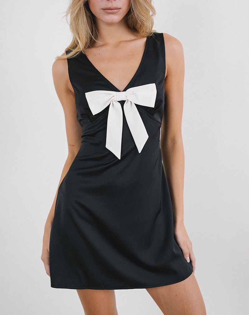Image de Faradiba Mini robe en satin noir avec nœud ivoire