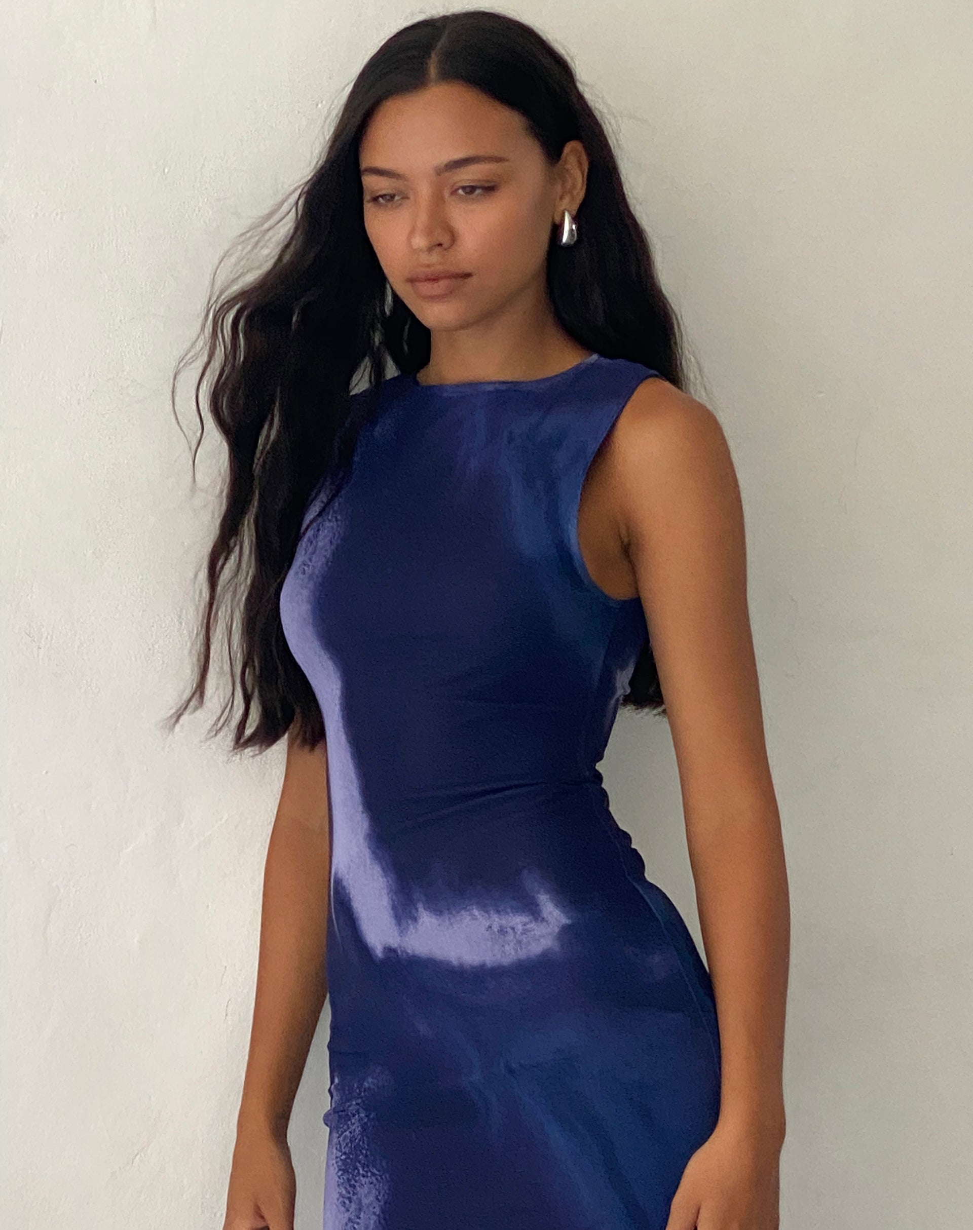 Image de la robe longue imprimée Fayola Watercolour Navy