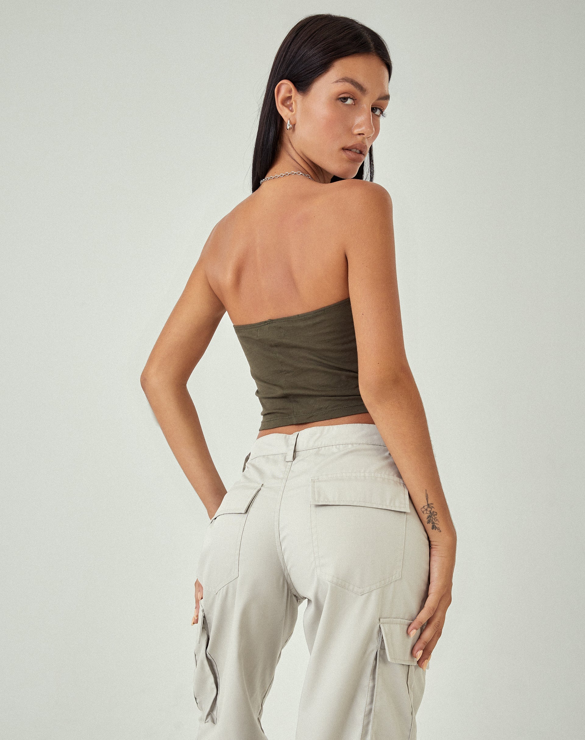 Image de MOTEL X JACQUIE Top bandeau Shae en olive