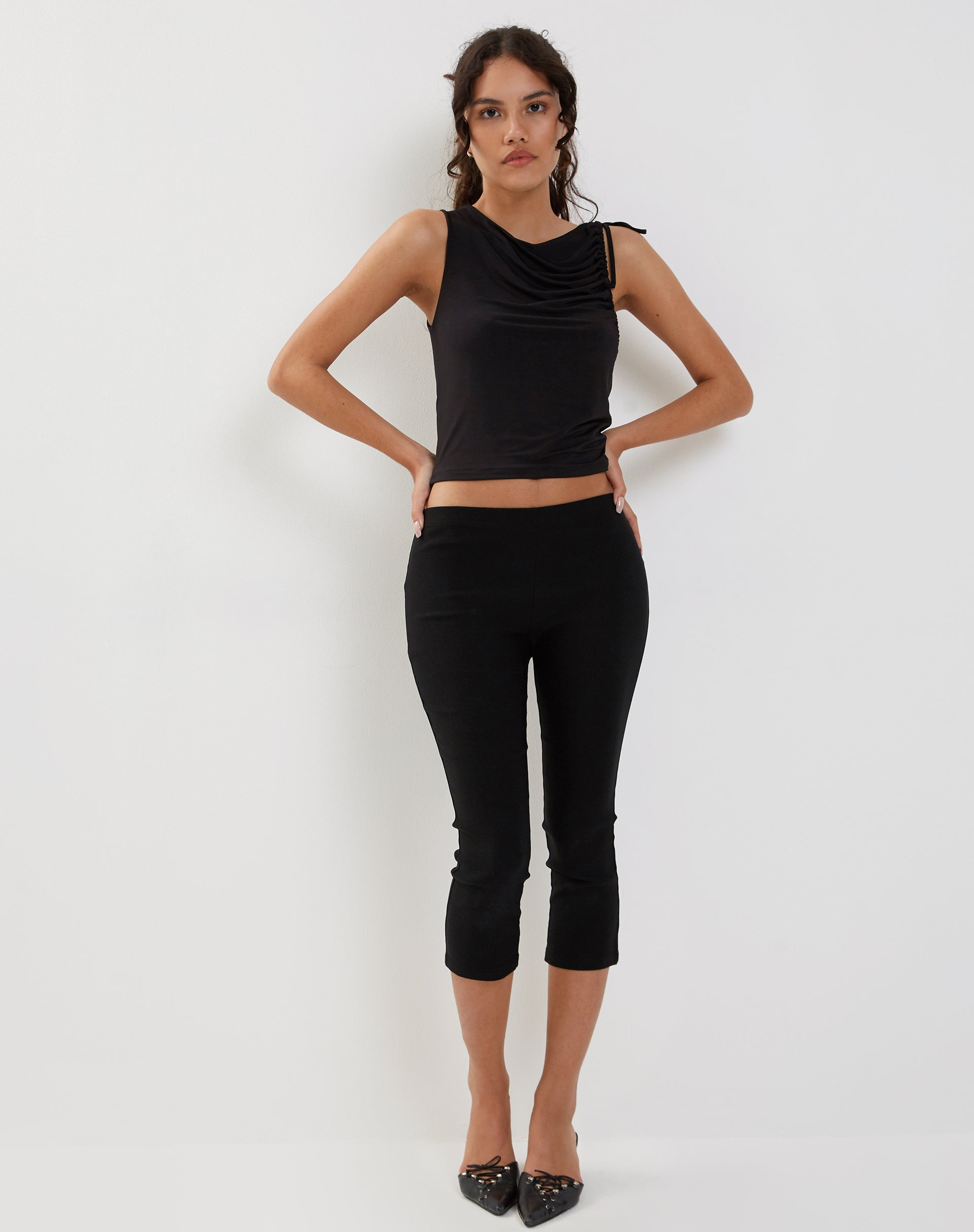 Image de Hagne Vest Top in Black