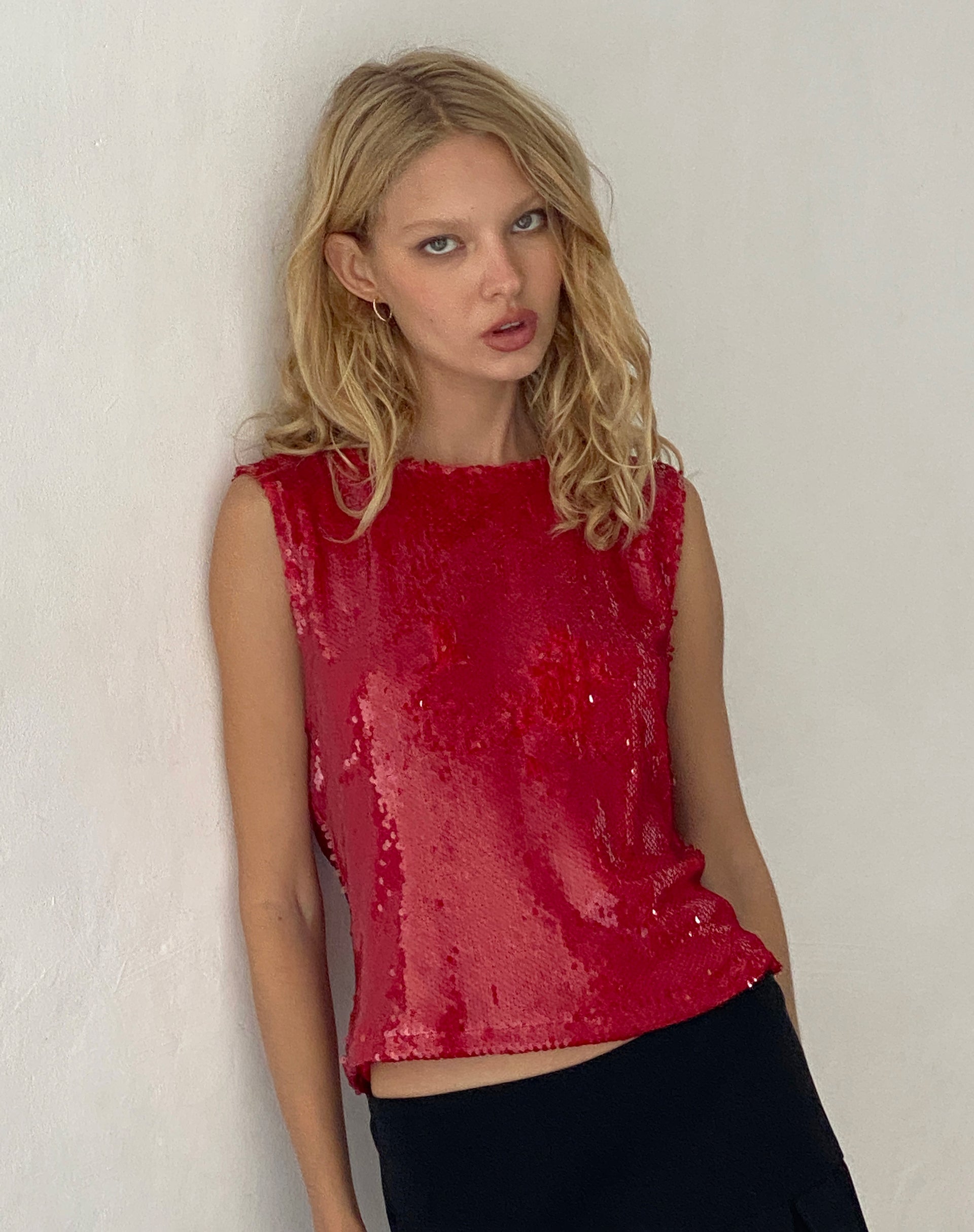 Image de Hala Vest Top in Sequin Red