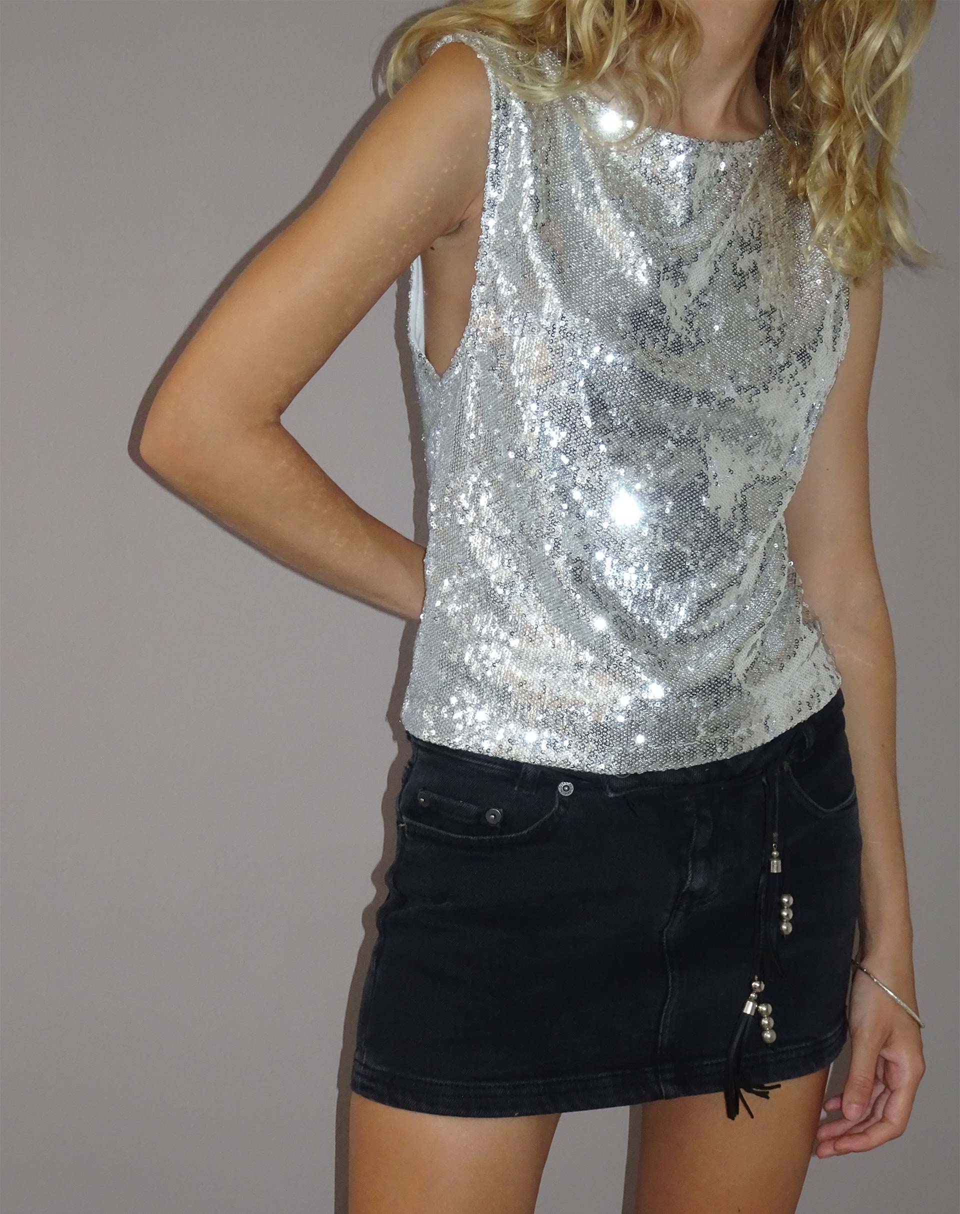Image de Hala Vest Top in Silver Chrome