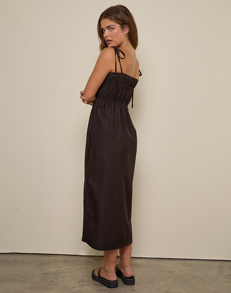 Image de la robe midi Haruko en chocolat amer