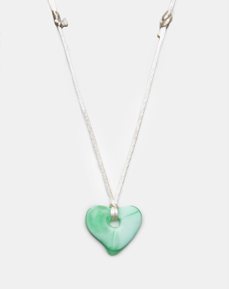 Image de Collier coeur en résine verte