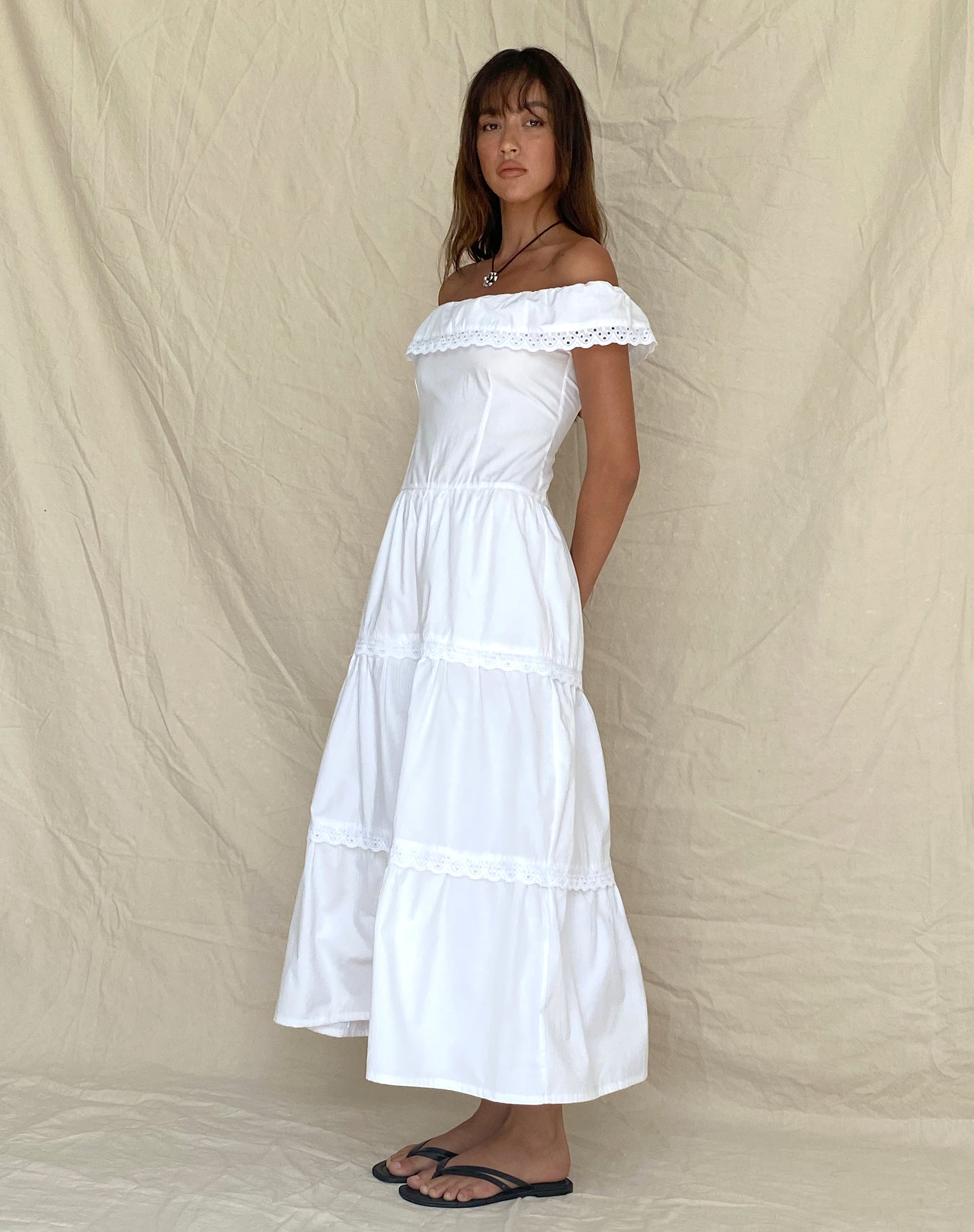 Image de Helpa Tiered Bardot Maxi Dress in White