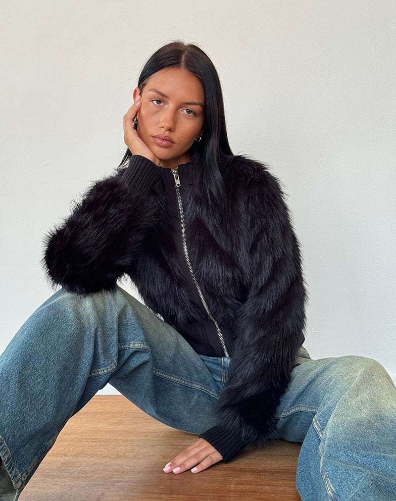 Image de Homari Shaggy Faux Fur Jacket in Black