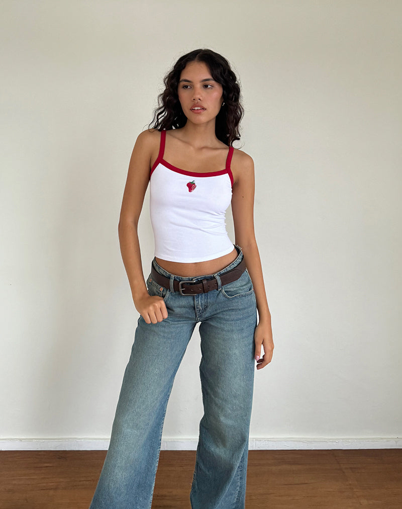 Image de la veste Icah en blanc avec bordure rouge et fraise