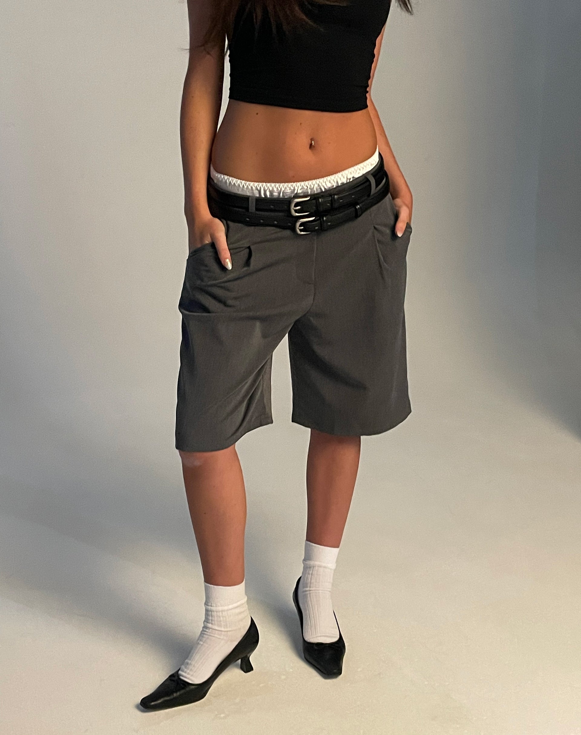 Image de Setya Long Line Tailored Shorts in Charcoal