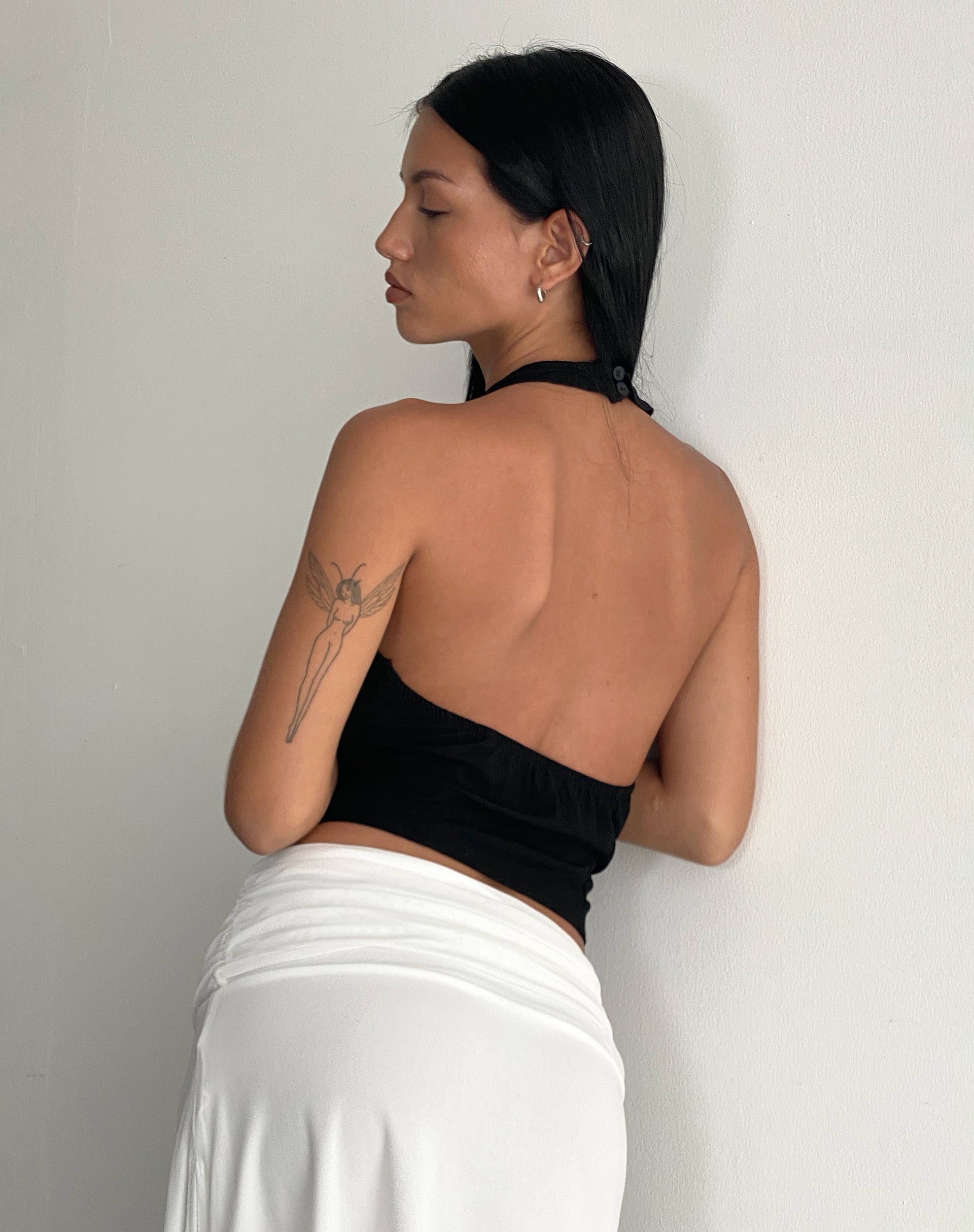 Image de Aysu Ruffle Detail Halterneck Top in Black