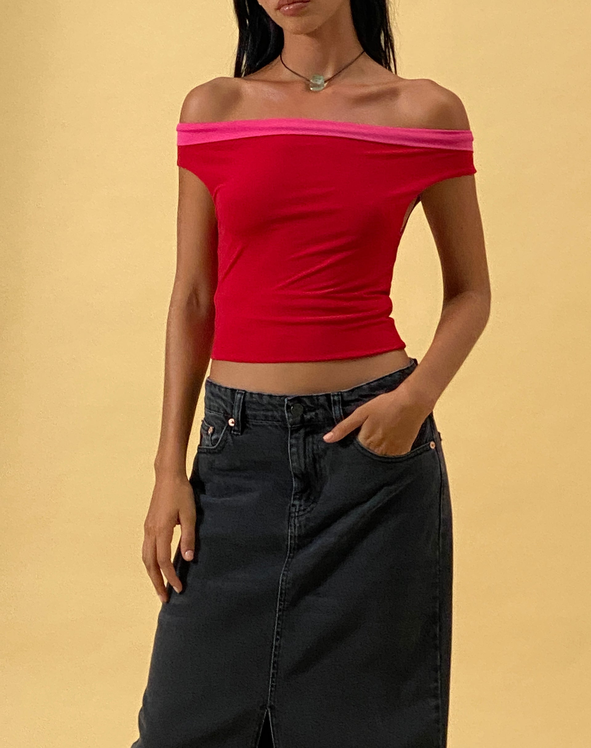 Image de Halle Bardot Top in Red Pink
