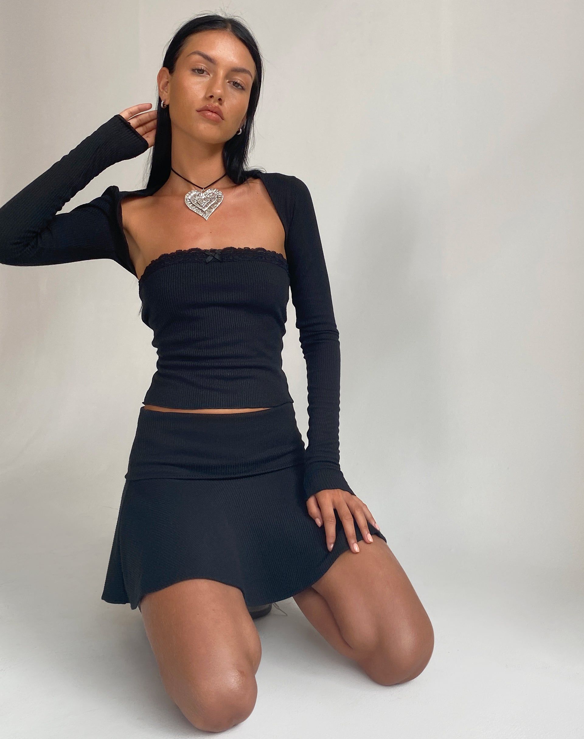 Image de Orla Micro Mini Rib Skirt in Black