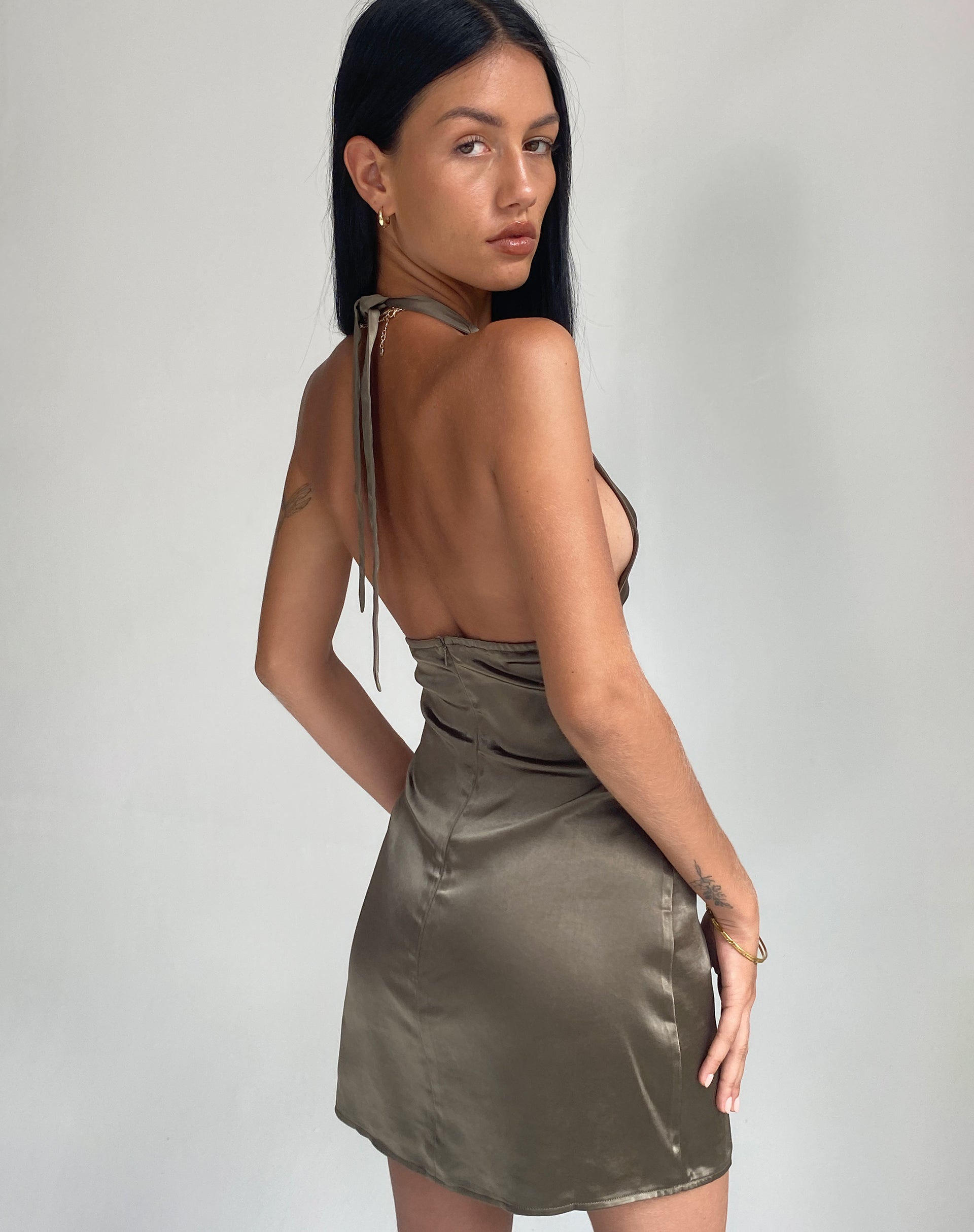 Image de Coda Slip Dress in Satin Dark Olive