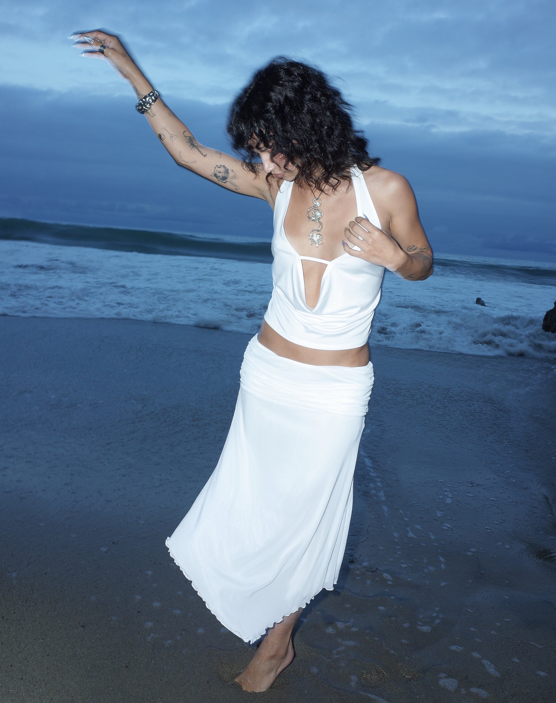 Image de Chenoa Midi Side Split Skirt in Ivory