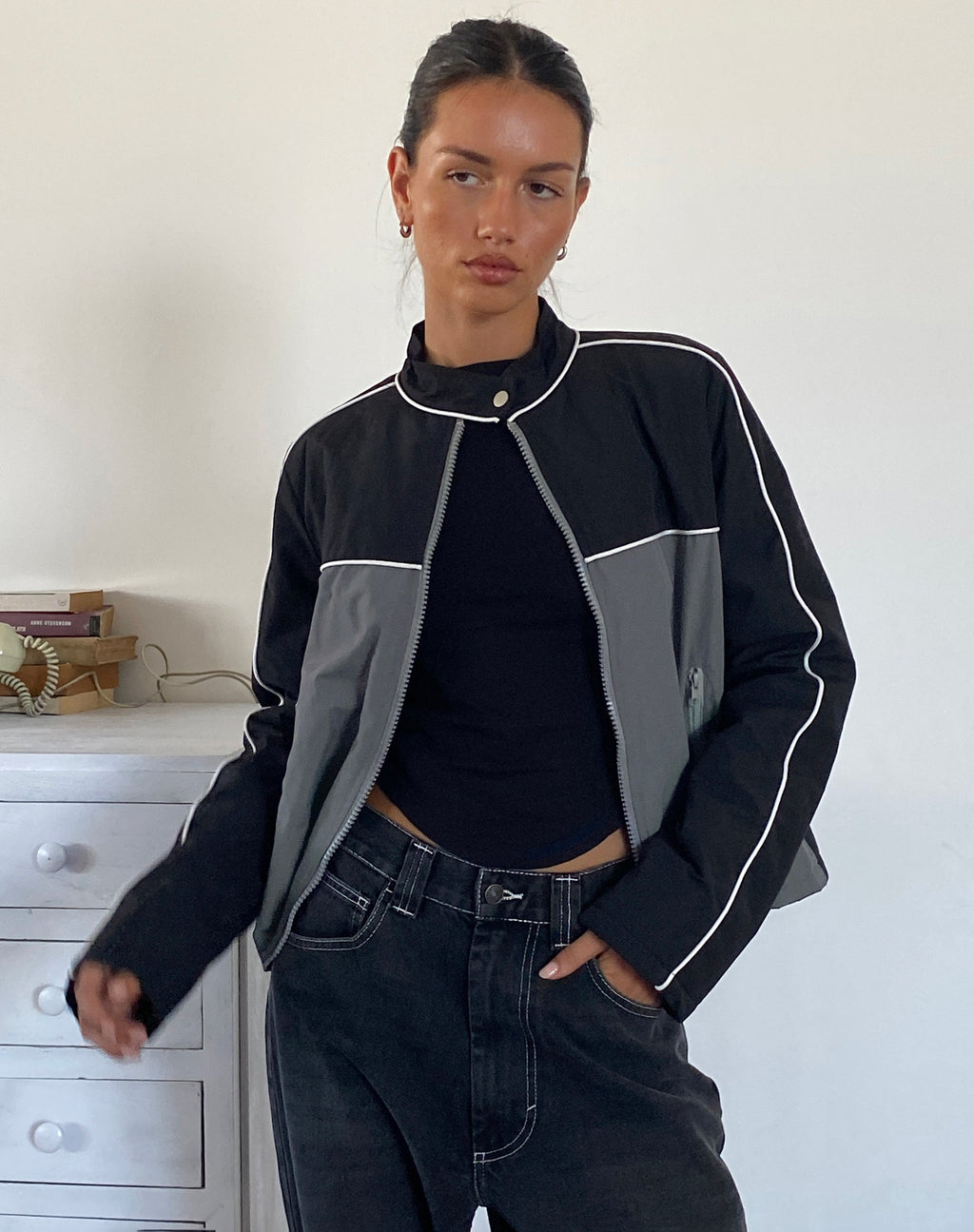 Veste Indira en noir et gris foncé