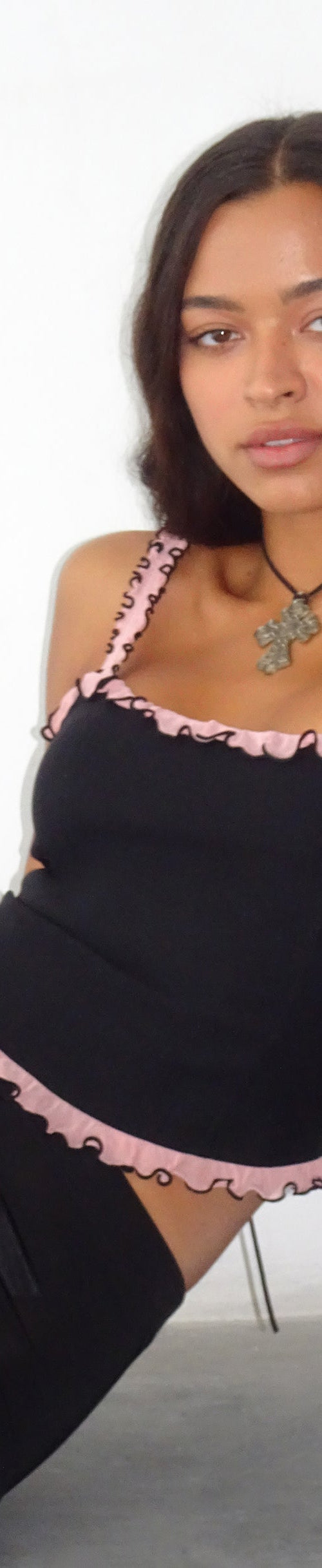 Image de Idalia Corset Top in Black with Pink Mesh Ruffle