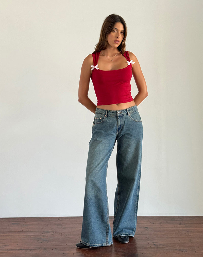 Jiniso Crop Top en rouge adrénaline avec nœuds roses