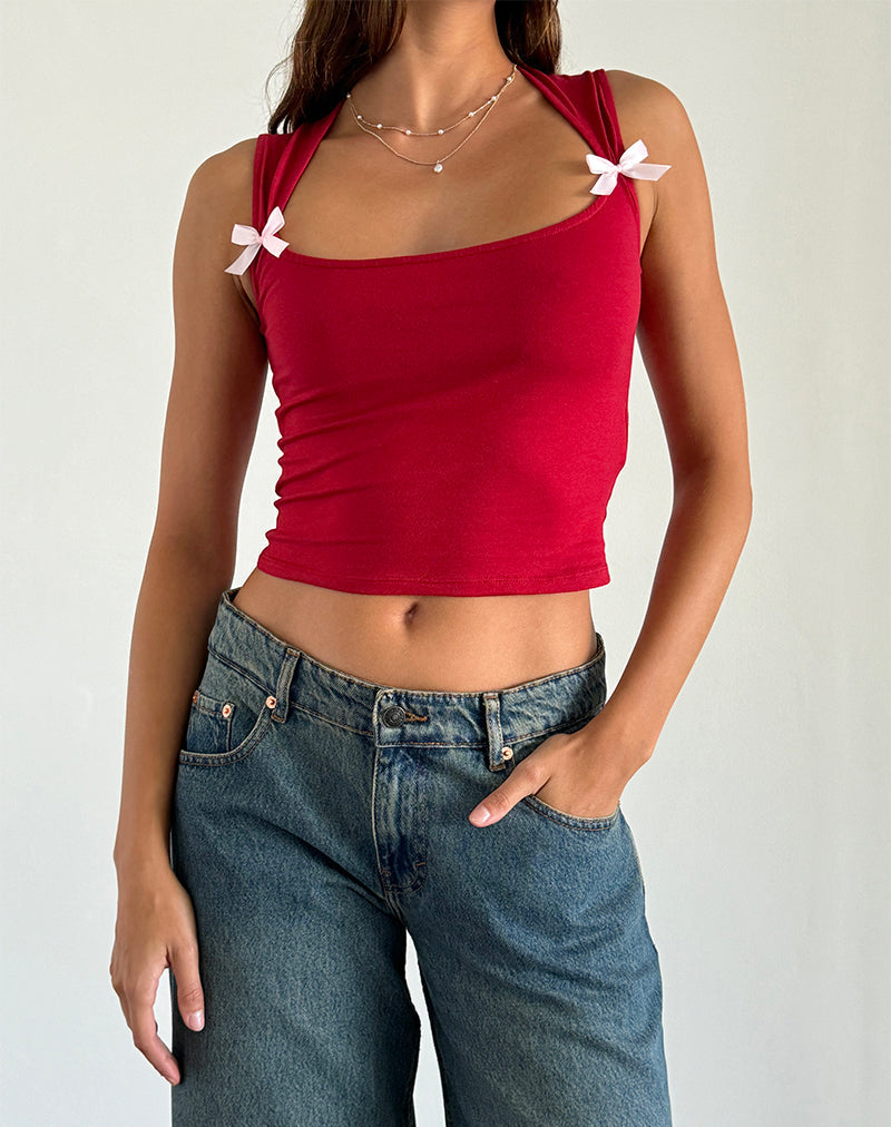 Jiniso Crop Top en rouge adrénaline avec nœuds roses