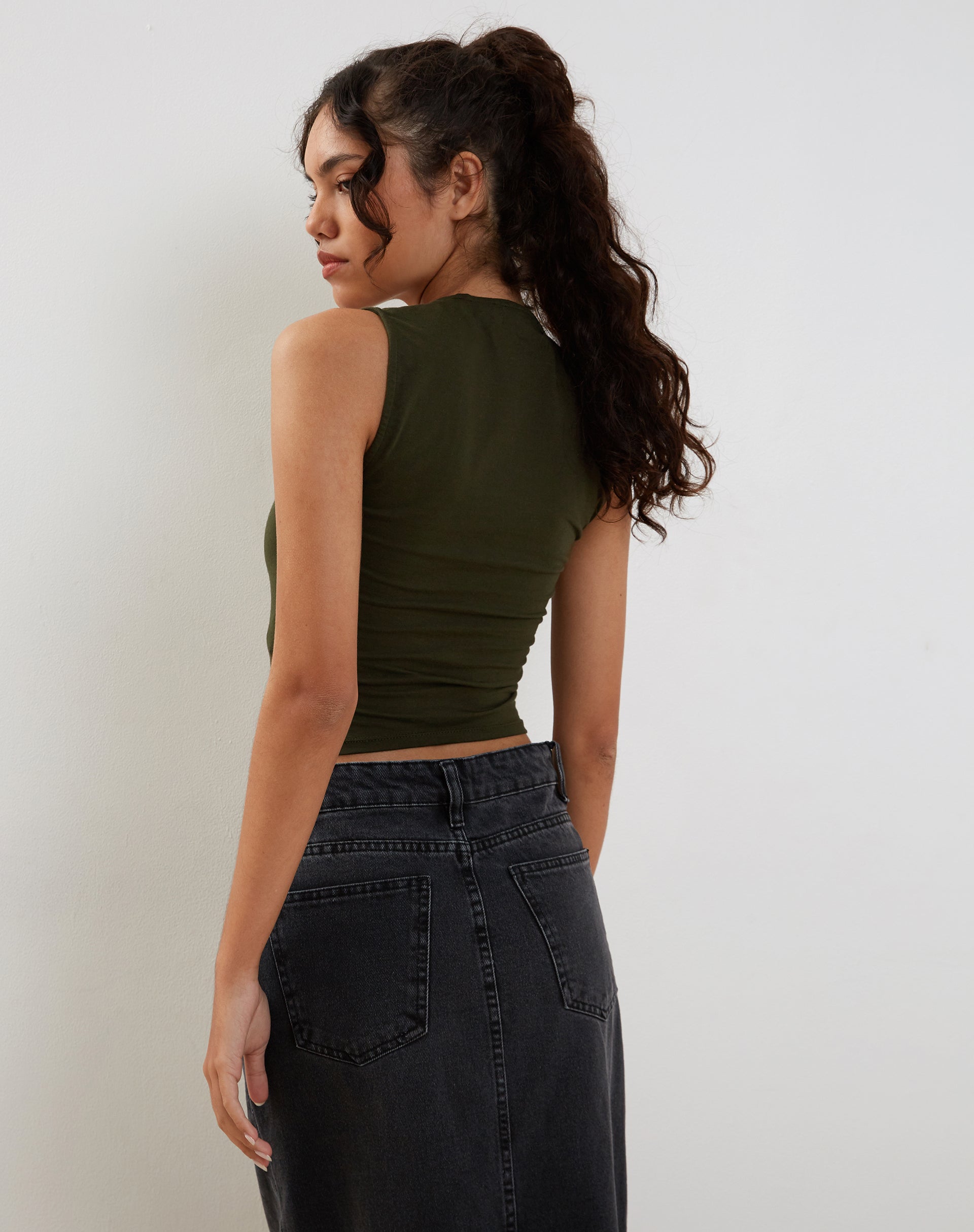 Image de Jinsu Crop Top en Lycra Olive