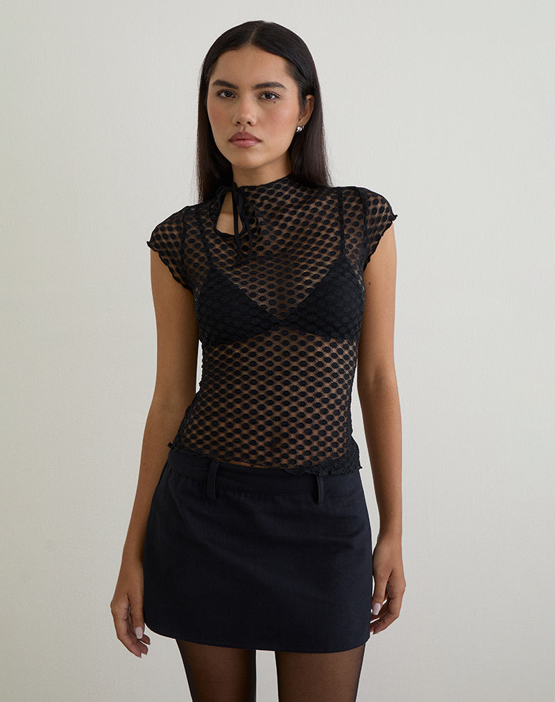 Image de Jiwon Keyhole Top in Polka Lace Black