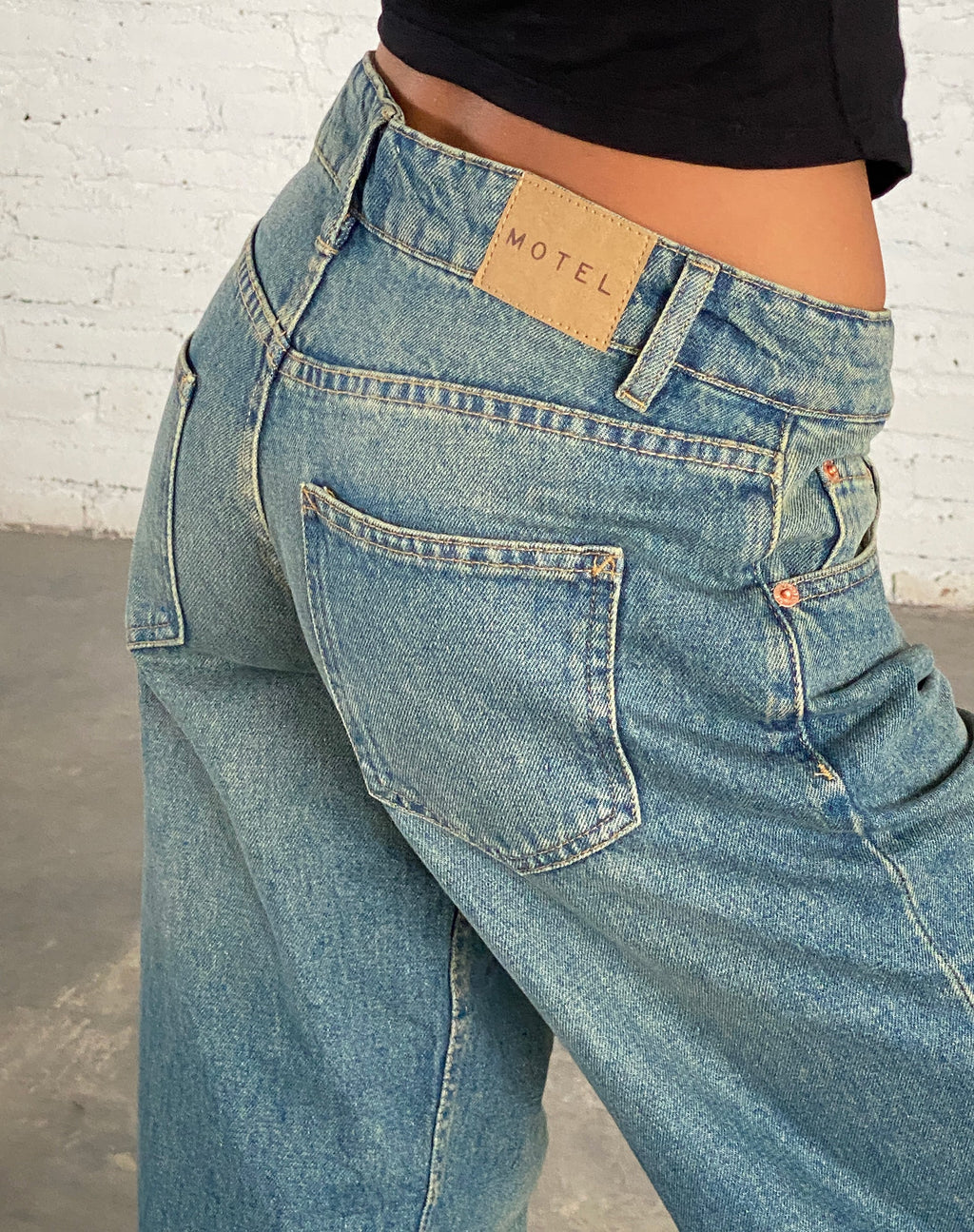 Jean parallèle taille basse, bleu vintage vert