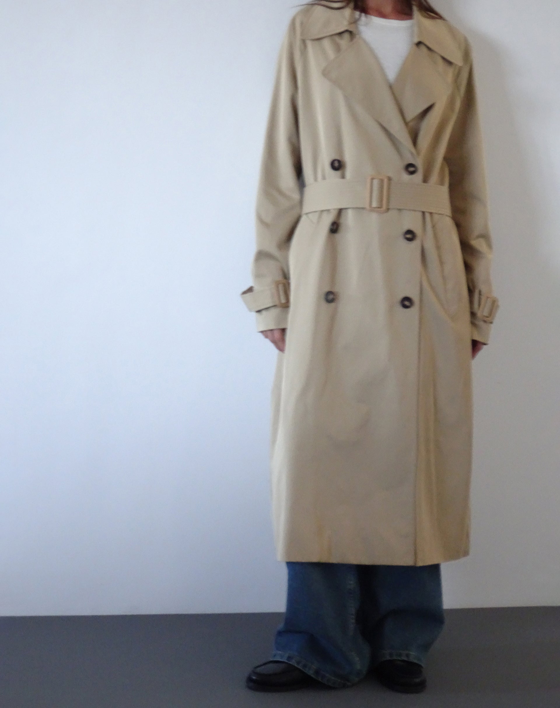 Image of Orcati Double Breasted Trench Coat in Tan