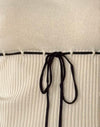 Beige avec reliure noire