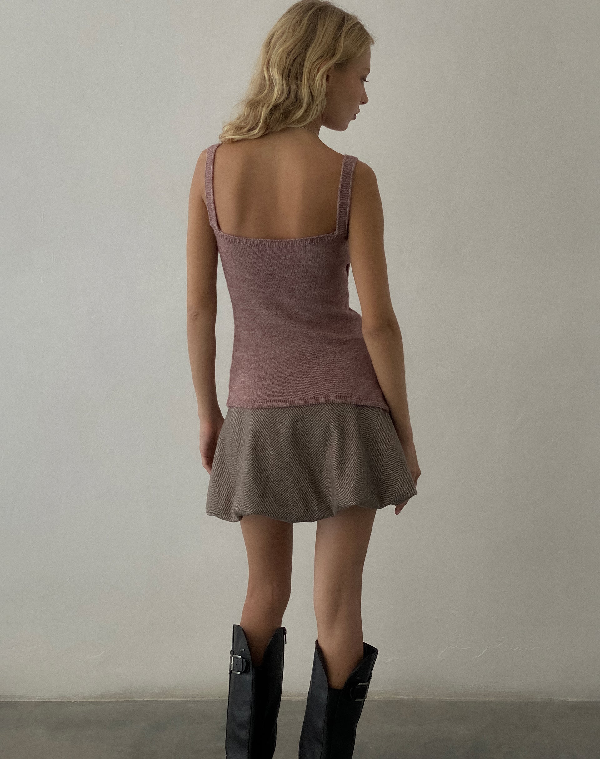 Image de Juliet Rosette Cami Top in Knitted Maroon