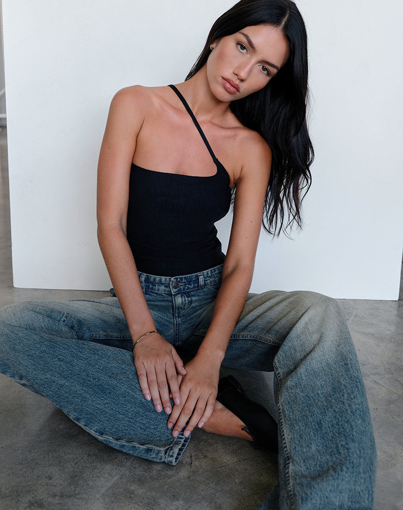 Image de Kacya Top asymétrique noir avec boucle