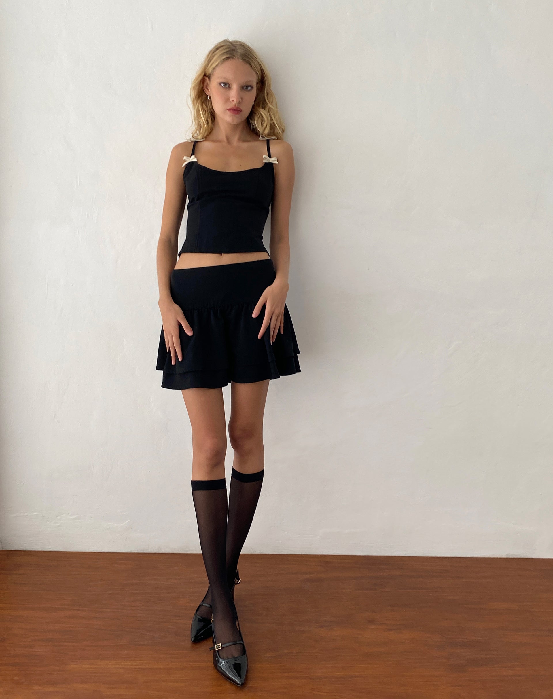 Image de Kaida Ivory Bow Detail Corset Top in Tailoring Black