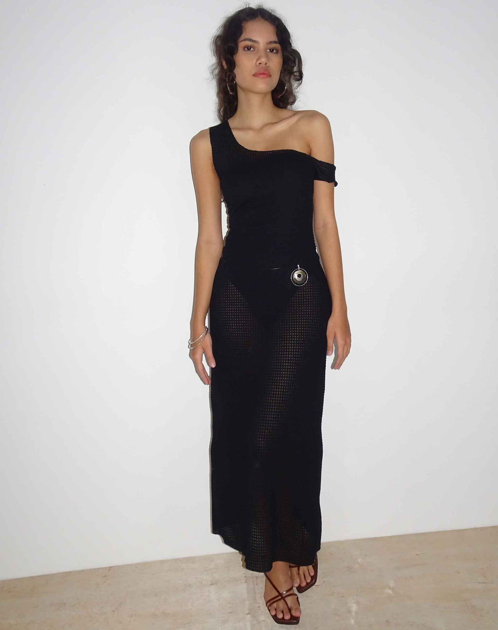 Robe longue Katja en crochet texturé noir